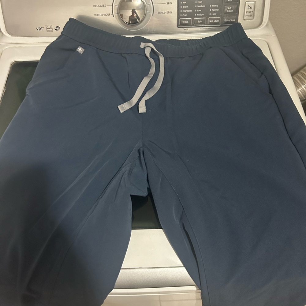 Figs Men's Deep Blue Joggers